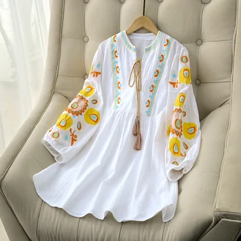 Новый летний летний хлопковый льняной блузка с длинным рукавом Футболка с вышивкой Женская пляжная блузка с V-образным вырезом Хлопок Свободный топ Повседневная