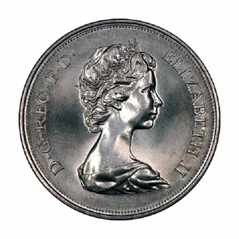 C2032 # Великобритания 1972 Серебряная свадебная медаль Изабель II (E)