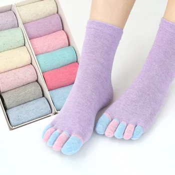 Color Cotton Toe Socks Мягкие симпатичные носки с пятью пальцами для женщин и девочек Высококачественные дышащие домашние тапочки Носки для Yoga Gym