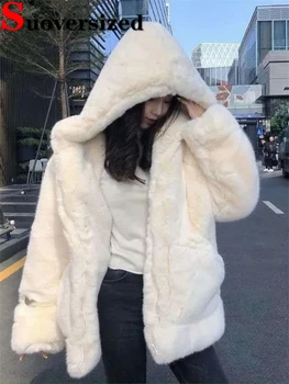  Теплые свободные куртки из искусственного меха кролика с капюшоном утолщают корейские плюшевые шакеты зимние высококачественные пальто женские роскошные пушистые казако